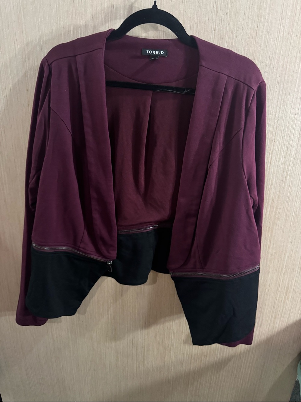 Women’s Torrid Wine-Red Black Suede Open Front Cropped Jacket Size 1X